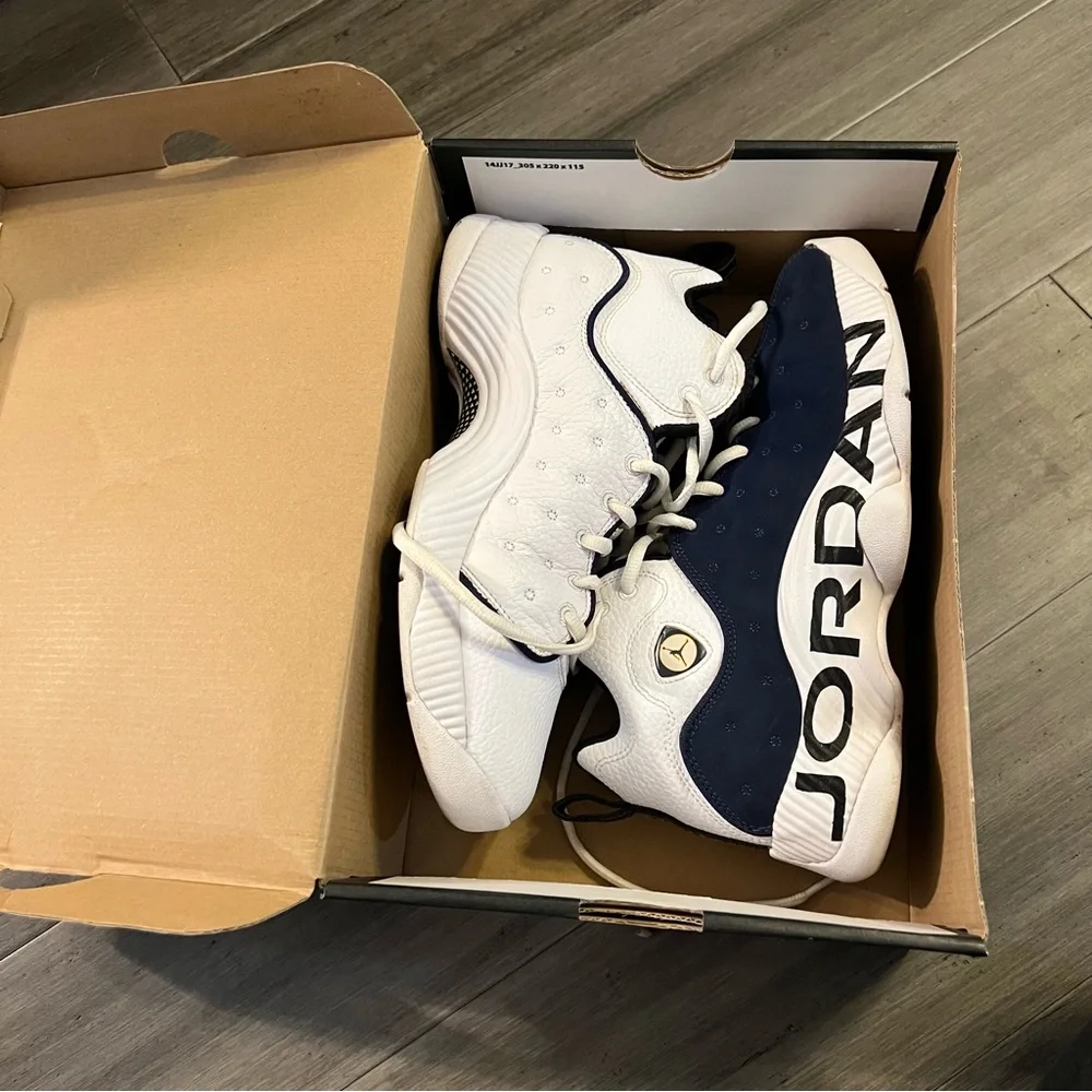 Jordan Jumpman Team II 2 Navy White Varsity Maize Basketball | Men’s 7.5